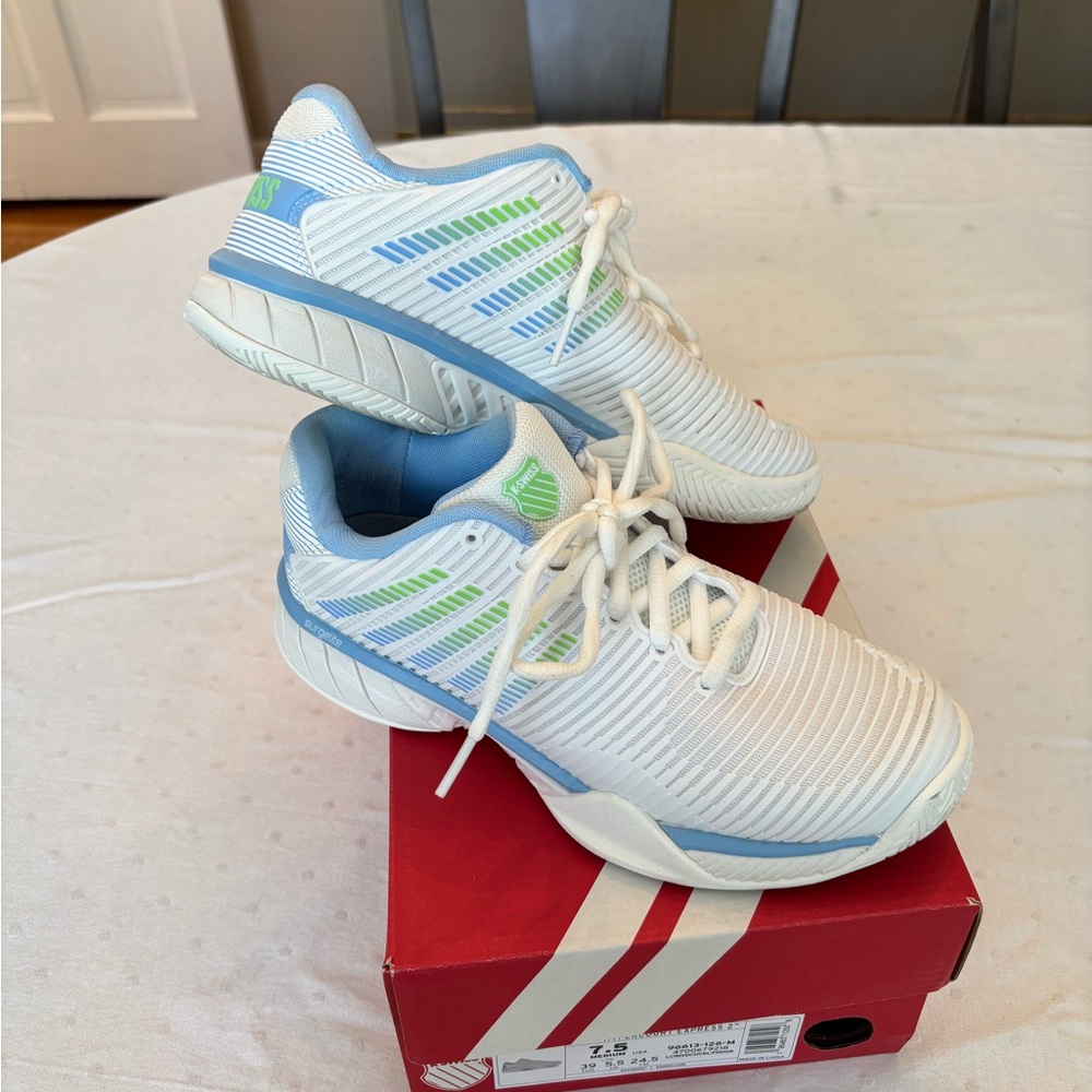 Women’s K Swiss USTA Clay Court Approved Tennis Shoes